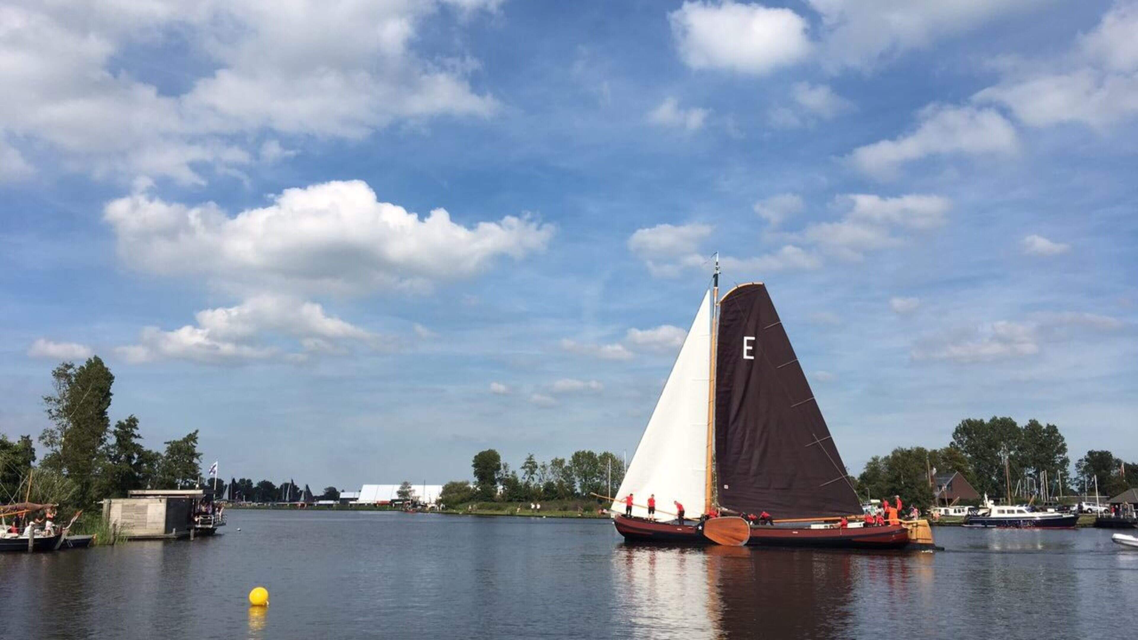 Earnewâld pakt dagzege De Veenhoop