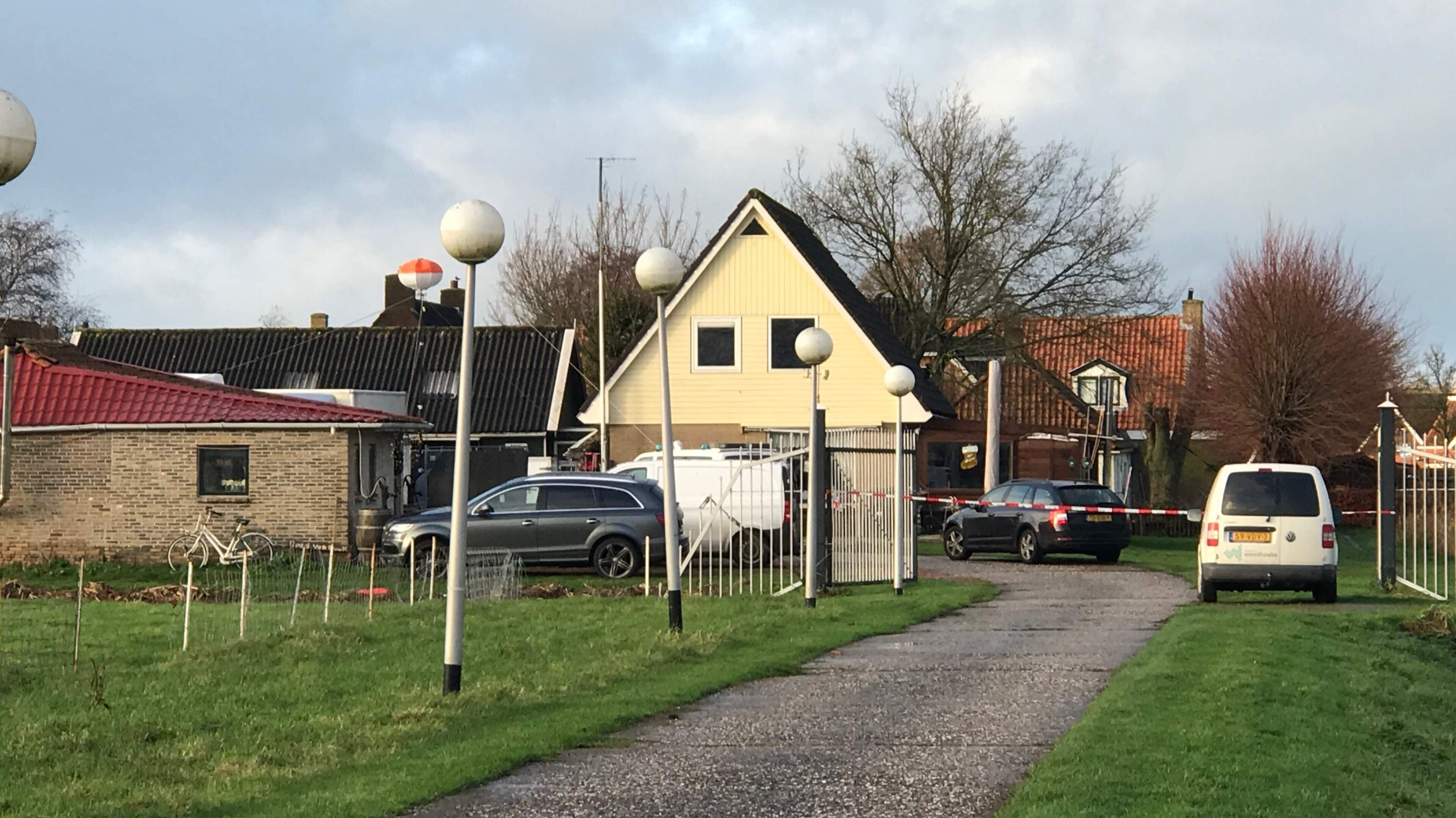 Politie rolt drie hennepkwekerijen op in Ingelum
