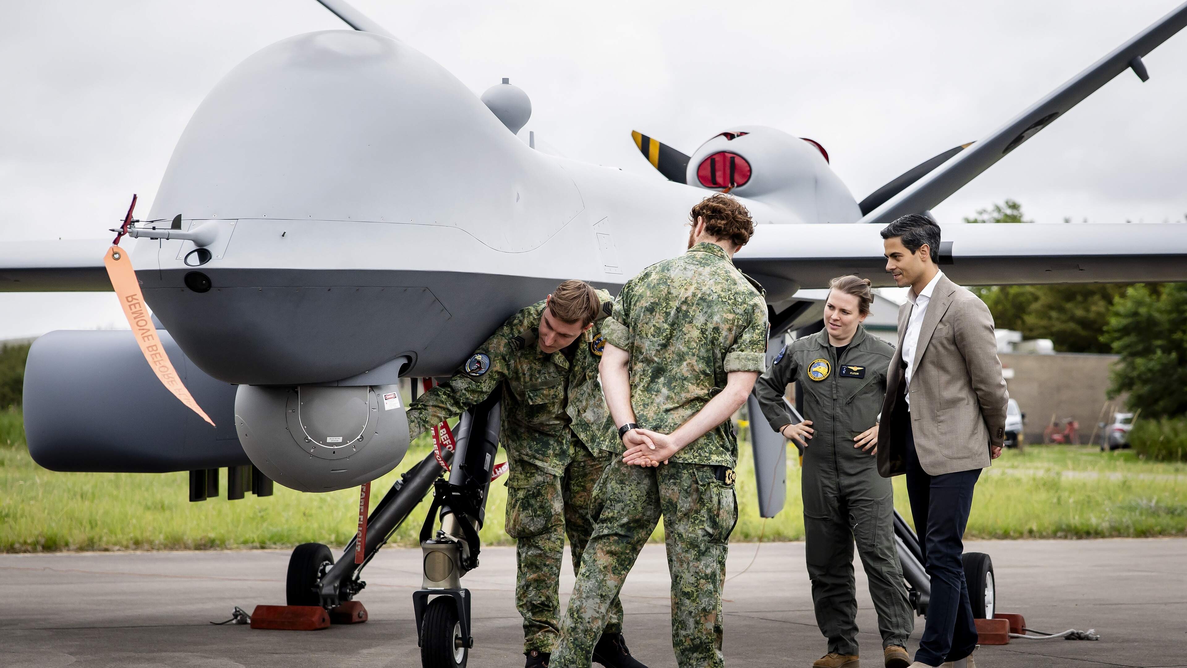 Onschuldig, naïef, stom? Zoveel is er te vinden over militaire locaties, explosieven en radars in Fr