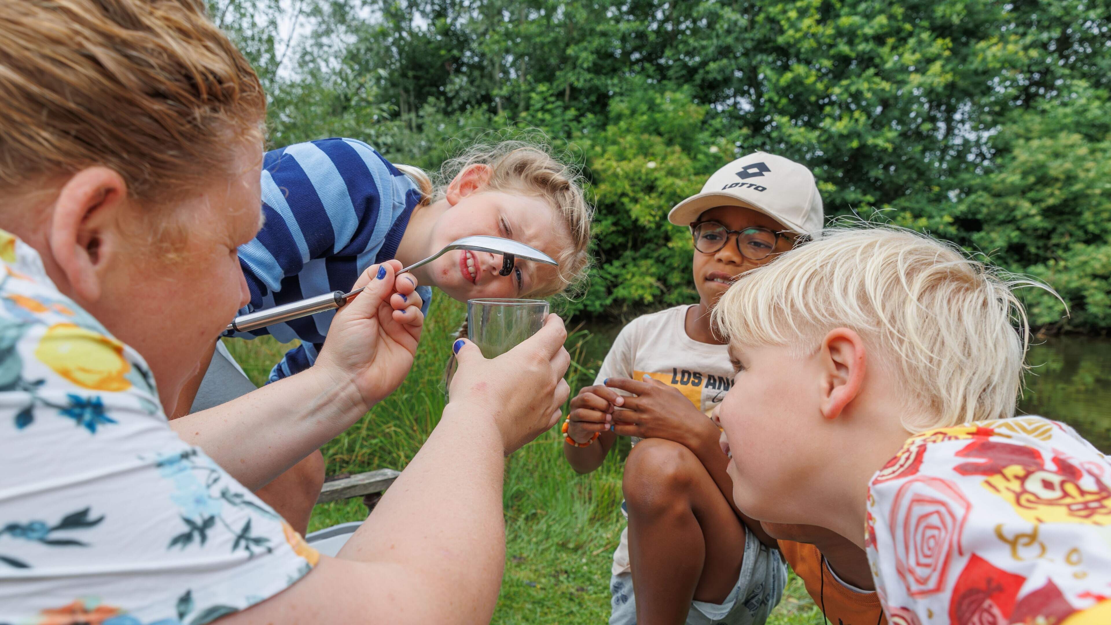 Buurtcamping Haulerwijk brengt buurtbewoners dichter bij elkaar: ‘Dit zijn mijn matties’