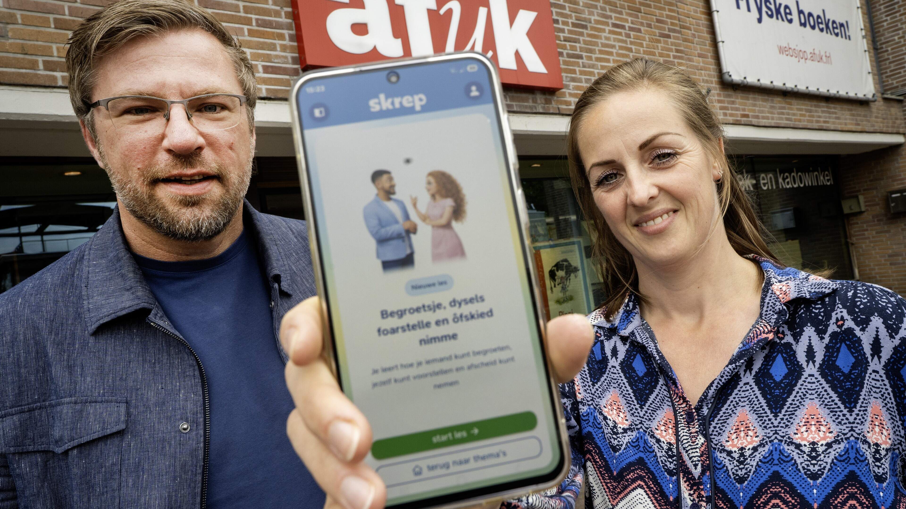 Duolingo zei nee tegen het Fries. Nu heeft Friesland met Skrep een eigen taalapp