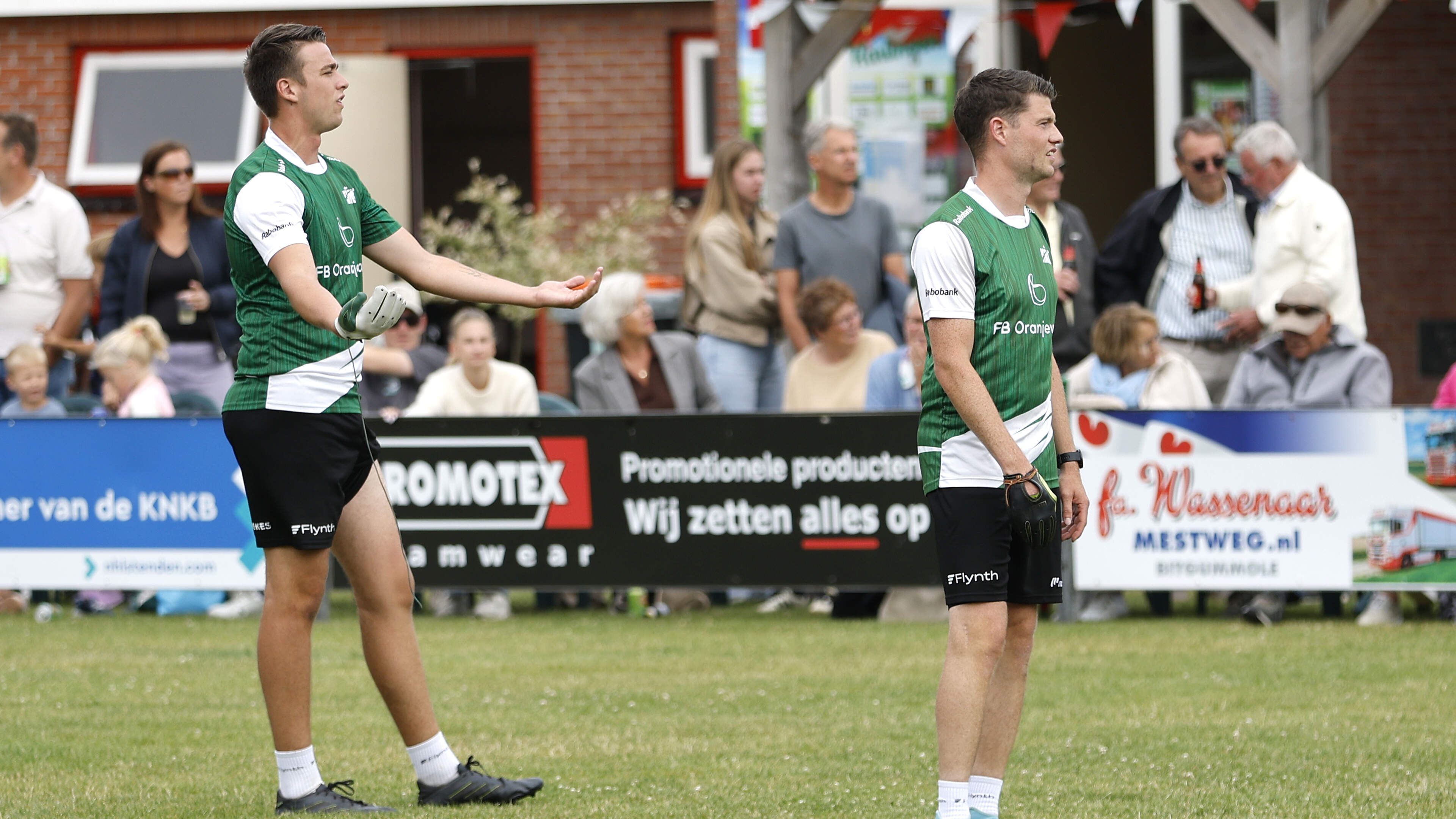 Van Zwieten pakt dubbel en eerste koningstitel in Hotze-Schuilpartij in Harlingen