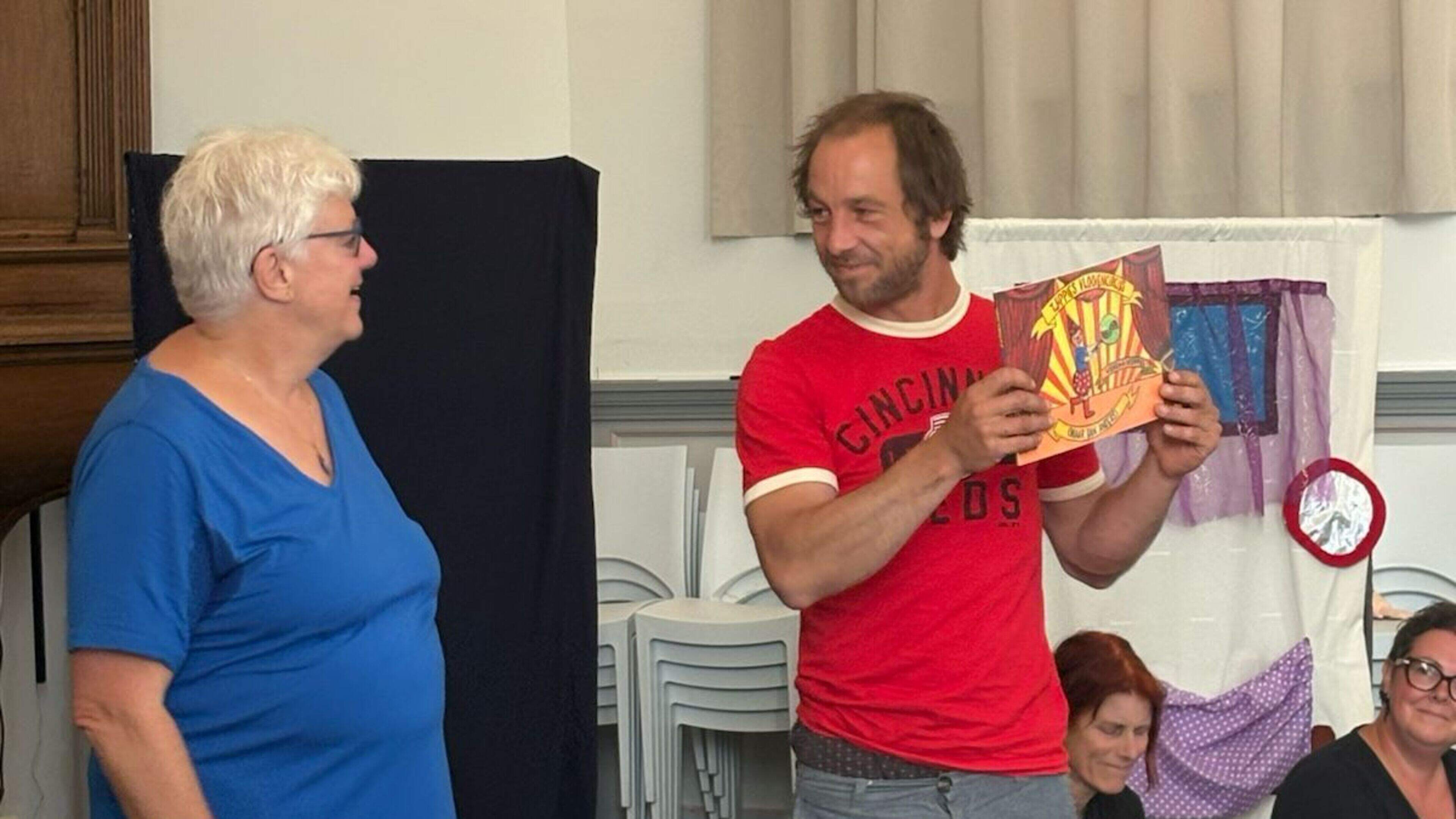 Gepensioneerde Verena uit Sneek haar nieuwste kinderboek is haar mooiste ooit. ’Had ik dit maar eerd