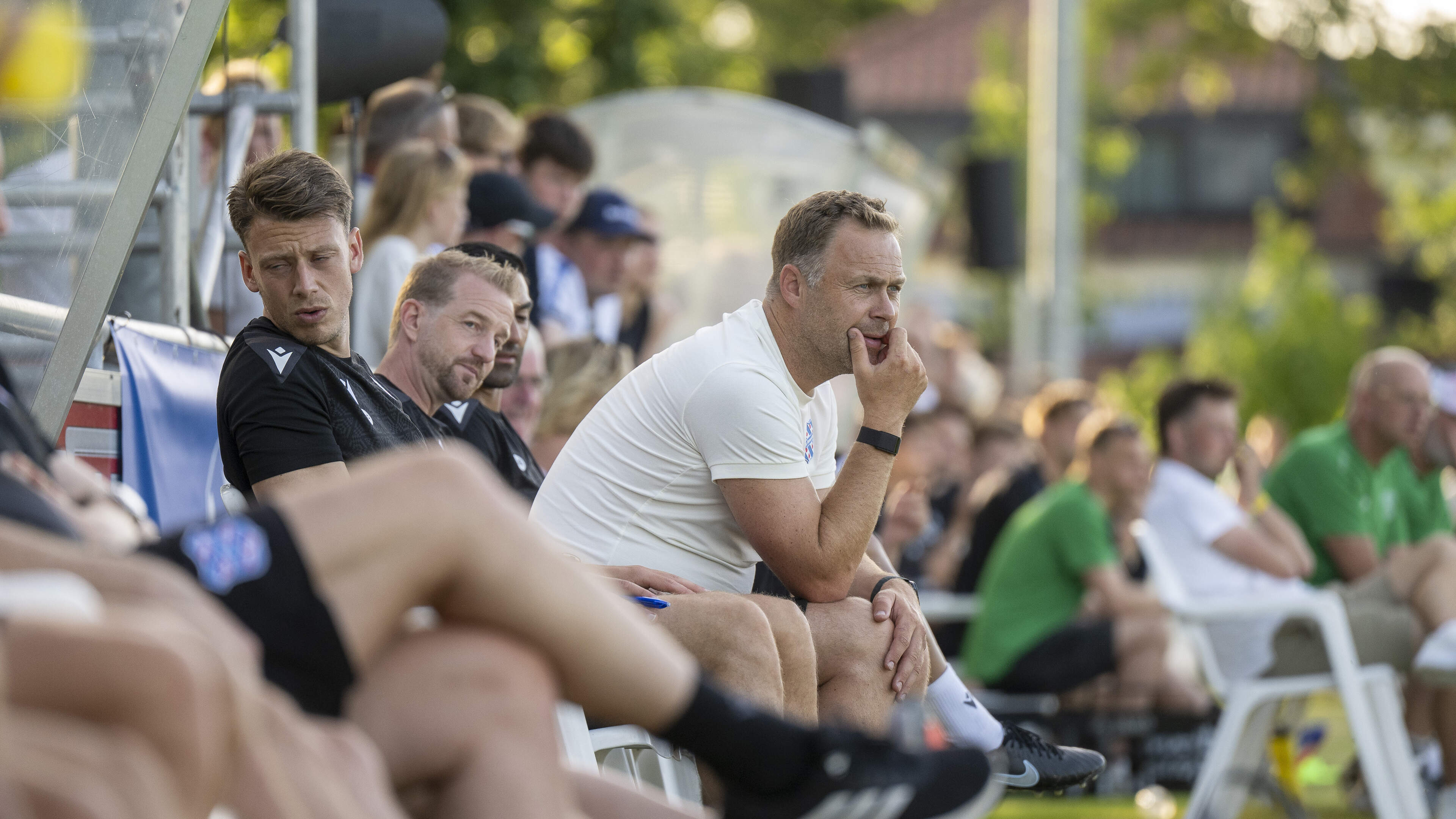 KF De Trije Doarpen blijft koel in zinderende finale & SC Heerenveen in doelpuntrijk oefenduel naast