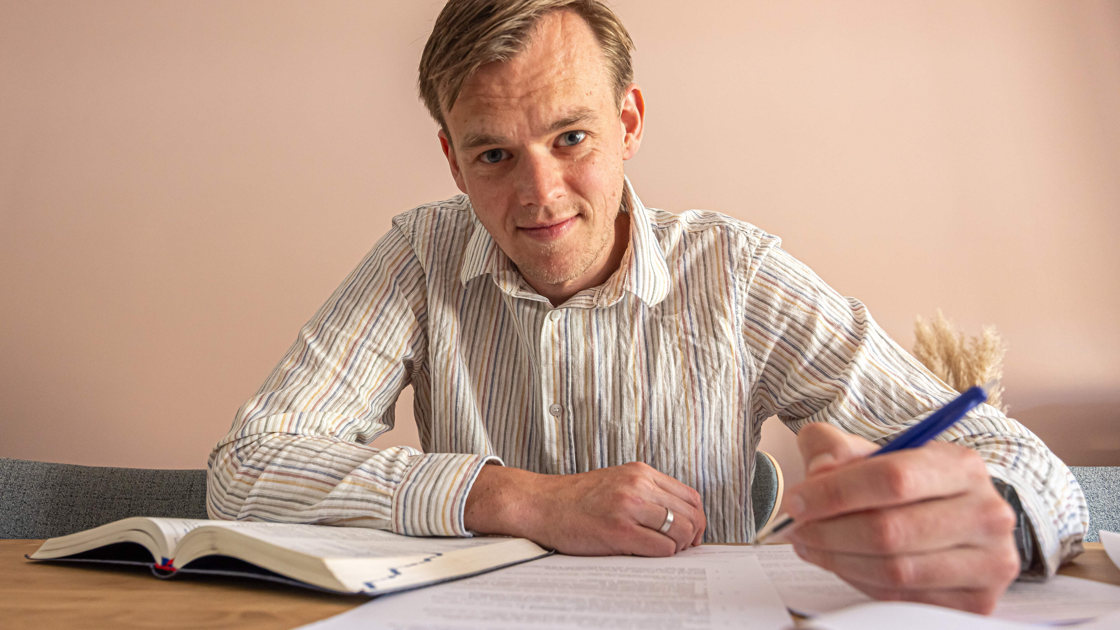 Jorrit (31) uit De Knipe haalde in 2012 een 10 op het examen Grieks, hoe presteert hij nu?