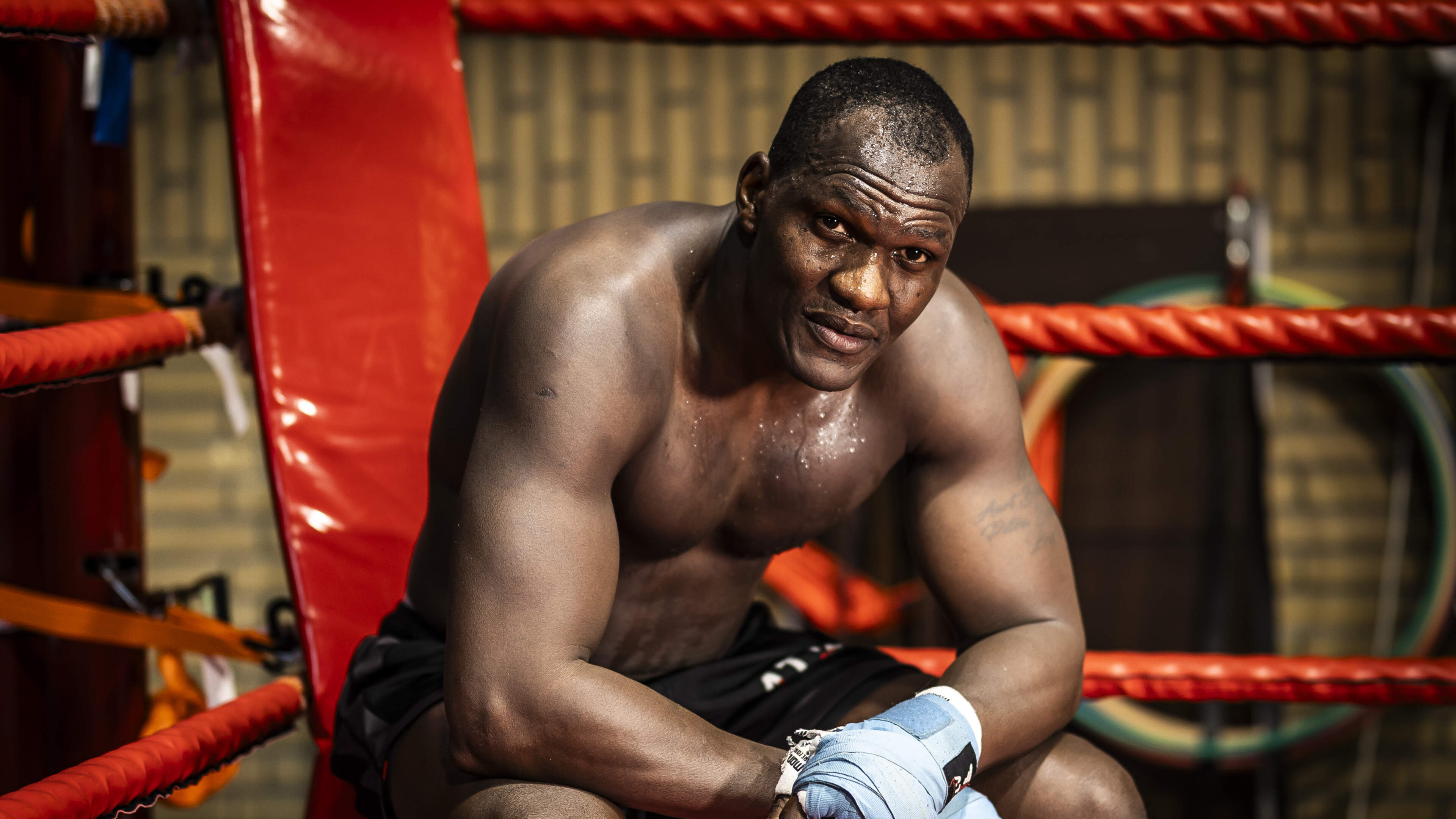 Willy Kyakonye (32) from Leeuwarden fights for coach murdered in his own home: "He gave me the name The Ringtiger"