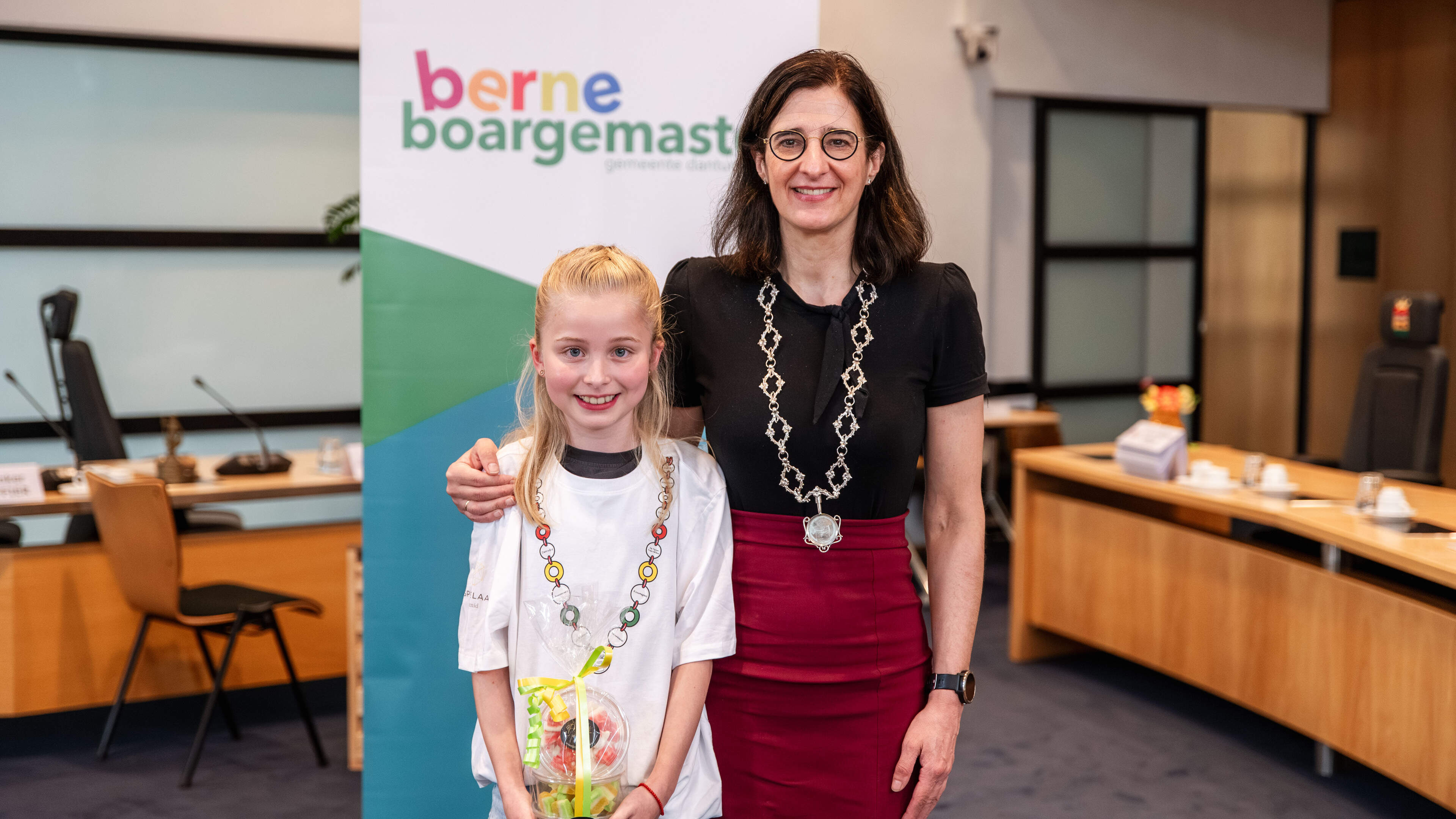 Bijna niemand wilde burgemeester van Dantumadiel worden. Nu zijn er alsnog 14 kandidaten