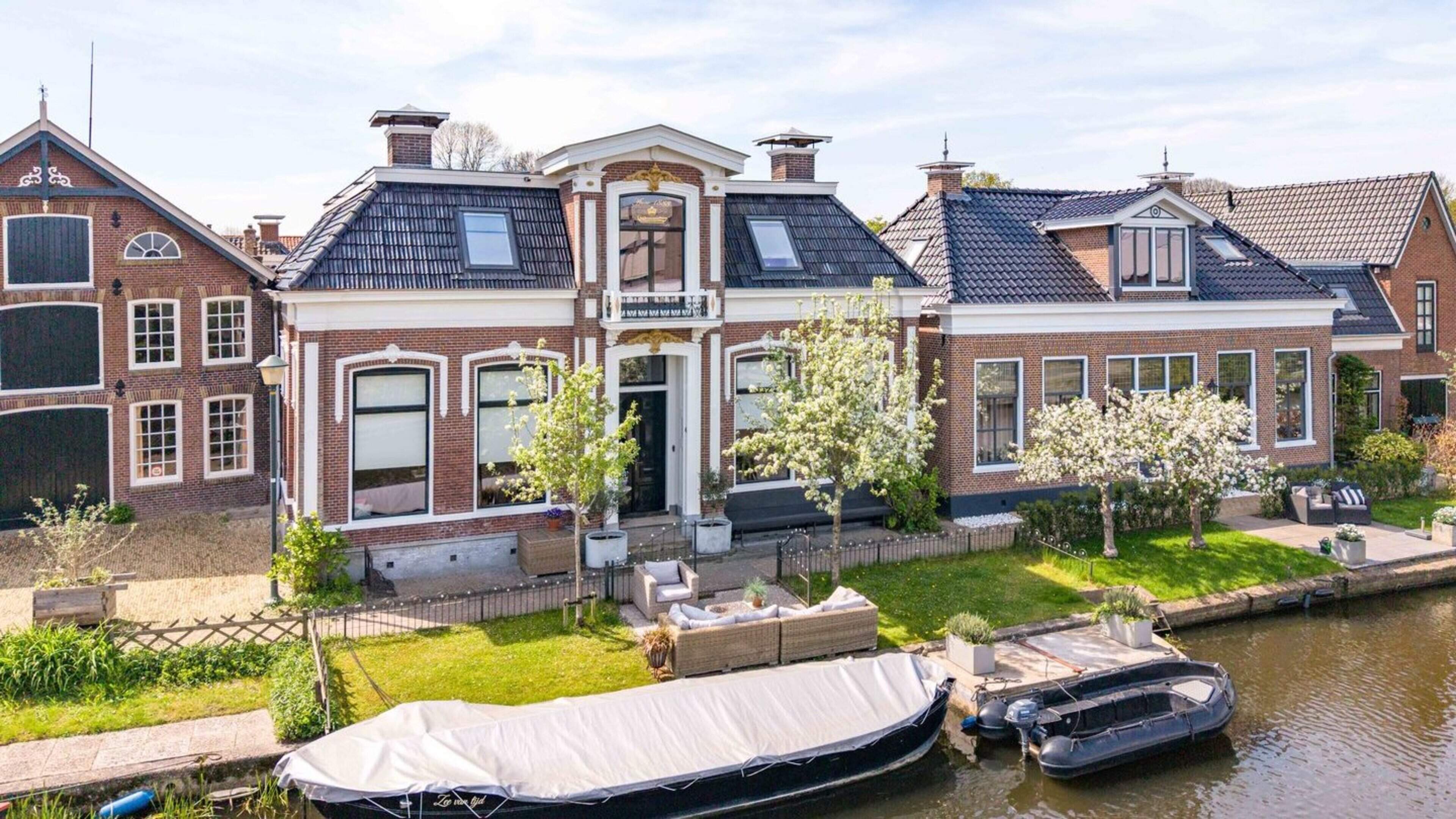 Ouderlijk huis van eerste winnaar Elfstedentocht te koop in Wergea: ‘Dit krijgen we nooit weer’