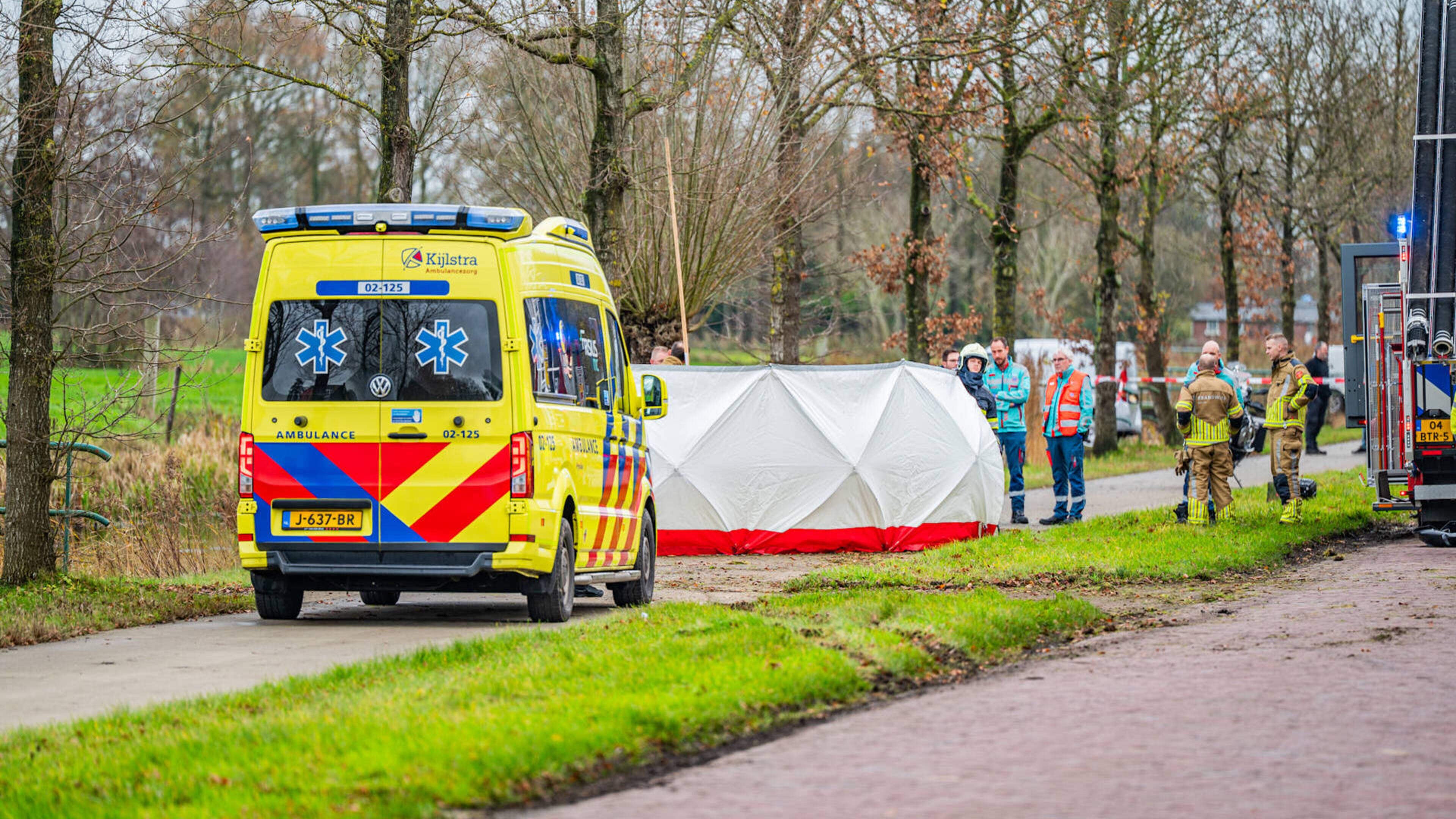 20-jarige man uit Achtkarspelen overleden bij eenzijdig ongeval in Rottevalle