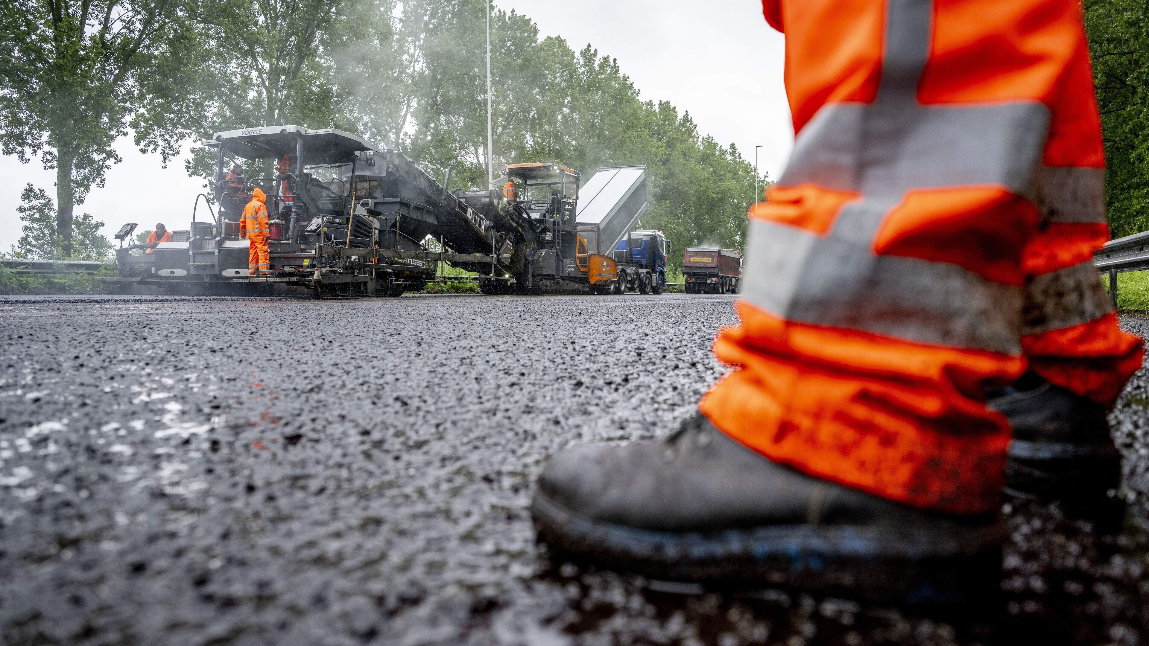 Ai, groot onderhoud op A6 tussen Lemmer en Emmeloord duurt lang en vertraging kan oplopen tot 60 min
