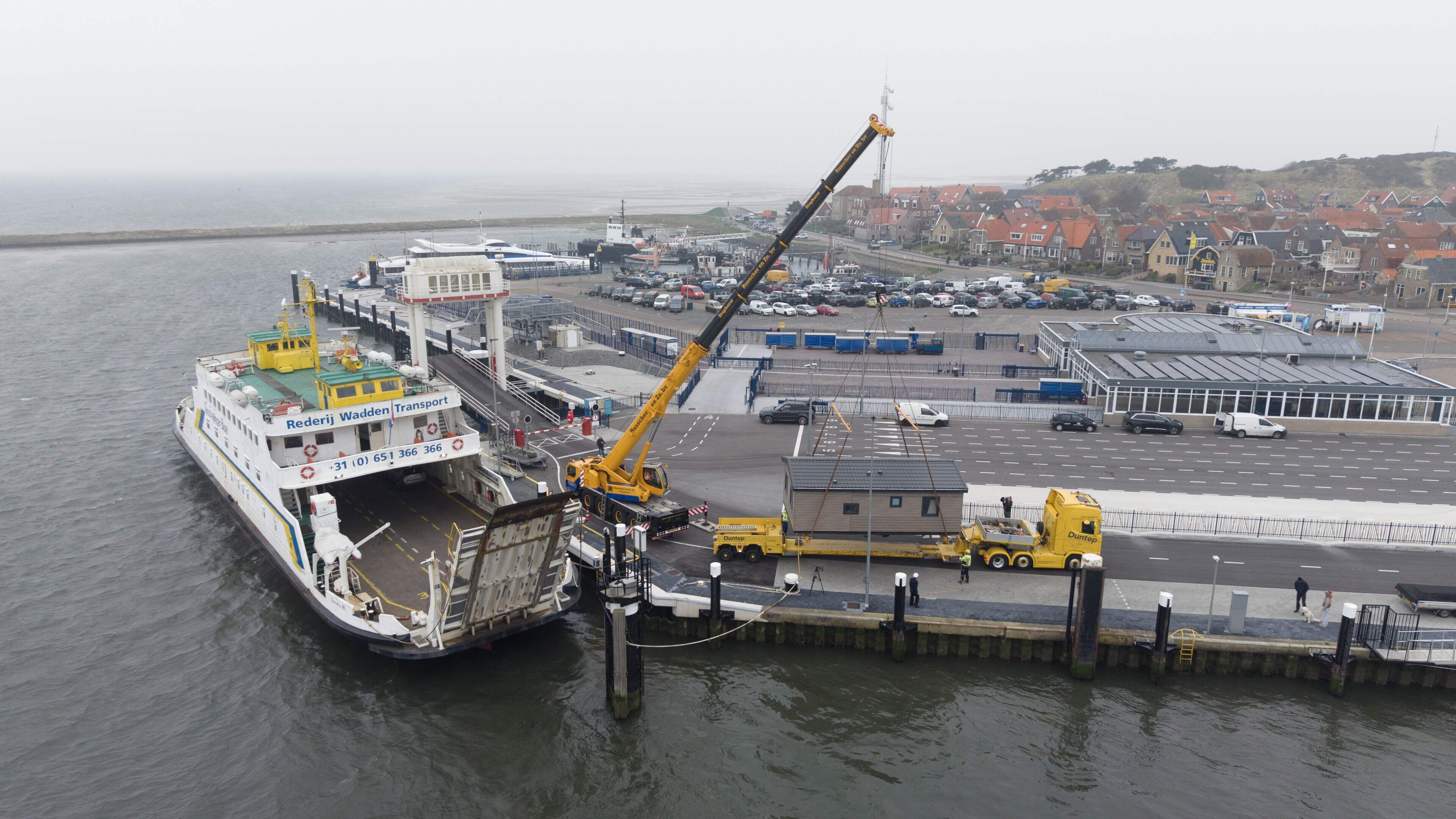 Chalet naar Terschelling? Dan moet er een kraan mee. ‘Een beetje absurd’