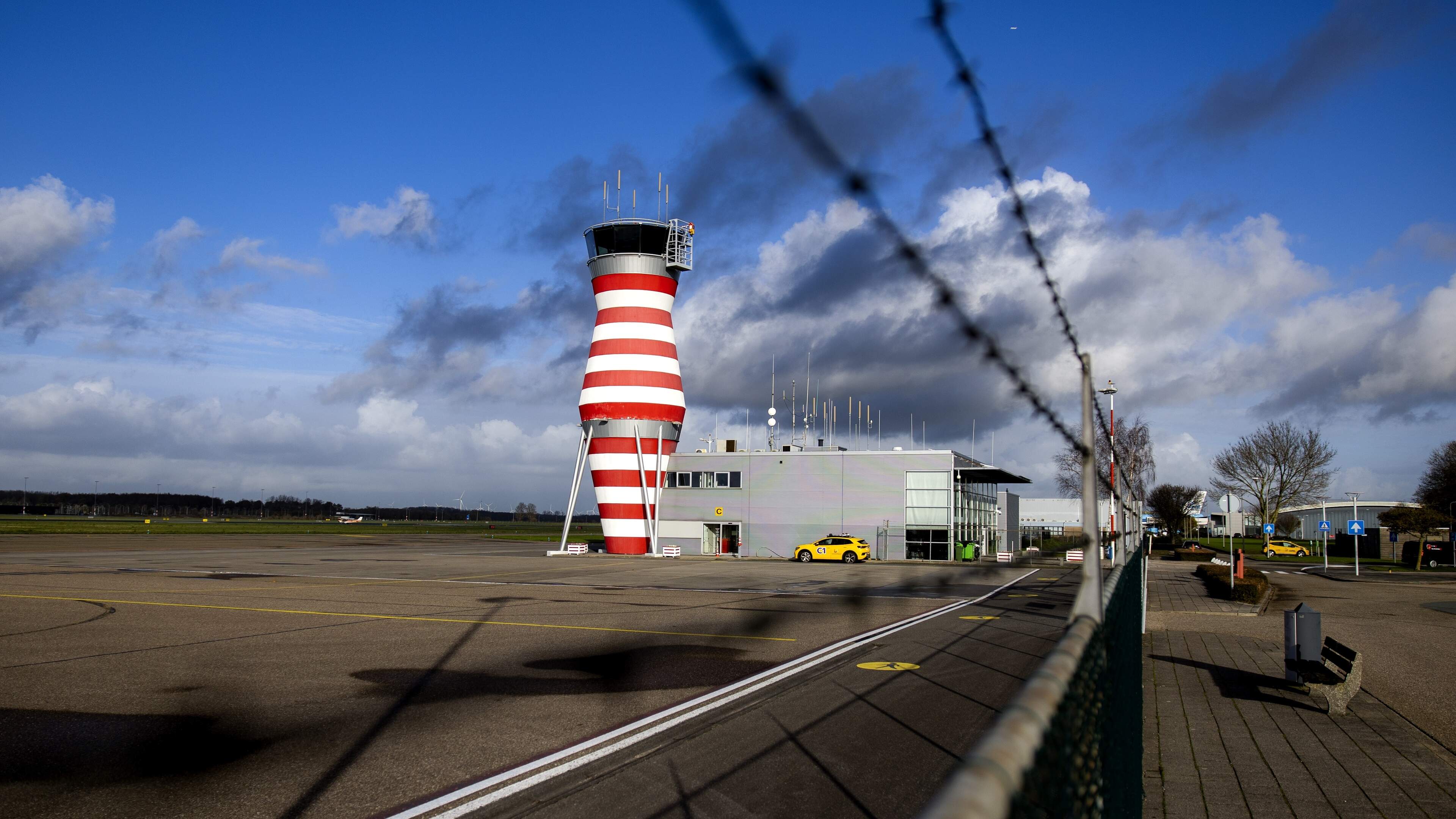 Steenwijkerland herhaalt statement: Vliegveld Lelystad moet dicht blijven