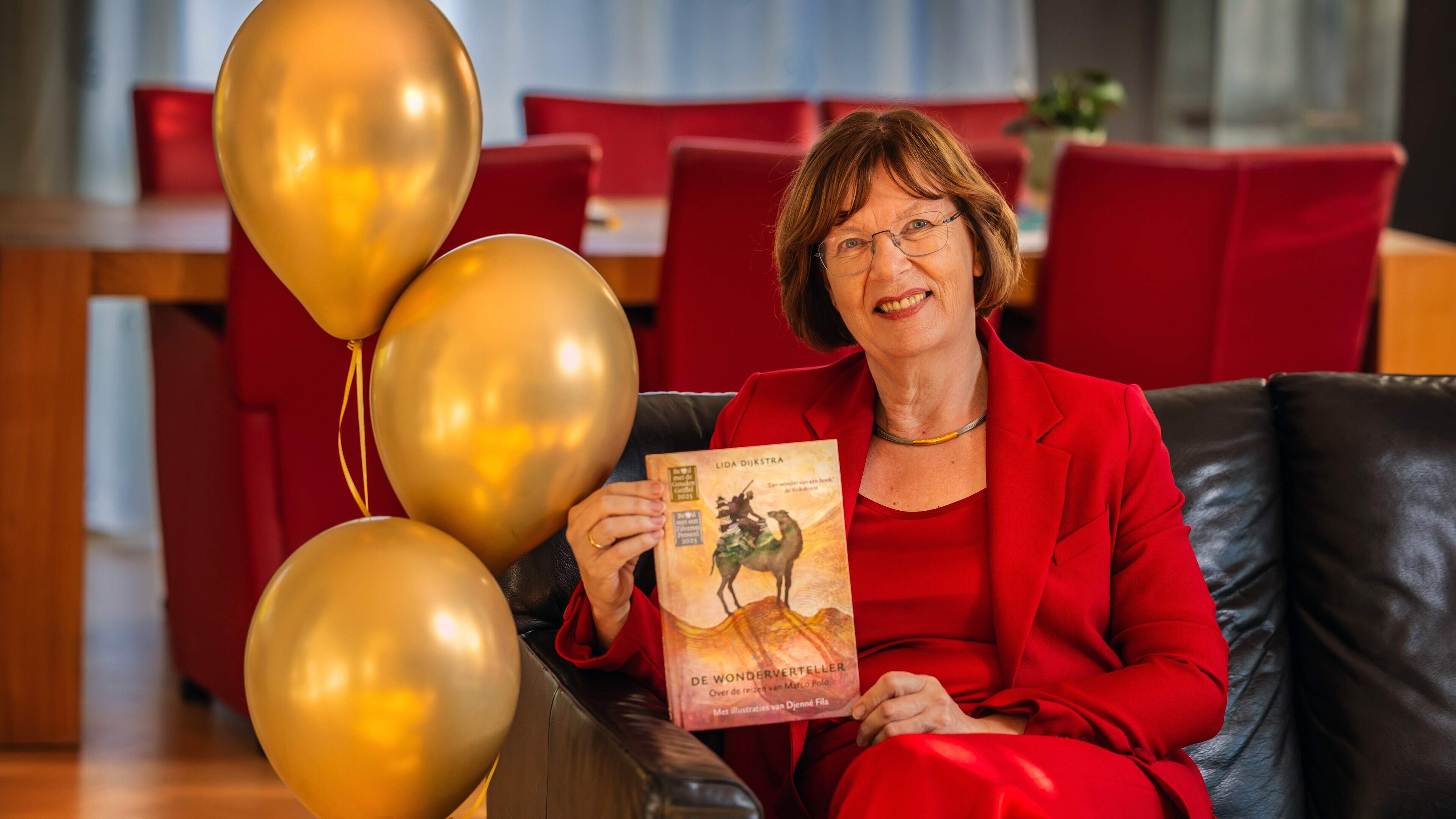 Lida Dijkstra (64) uit De Knipe wint belangrijkste kinderboekenprijs. ‘Sa bysûnder’
