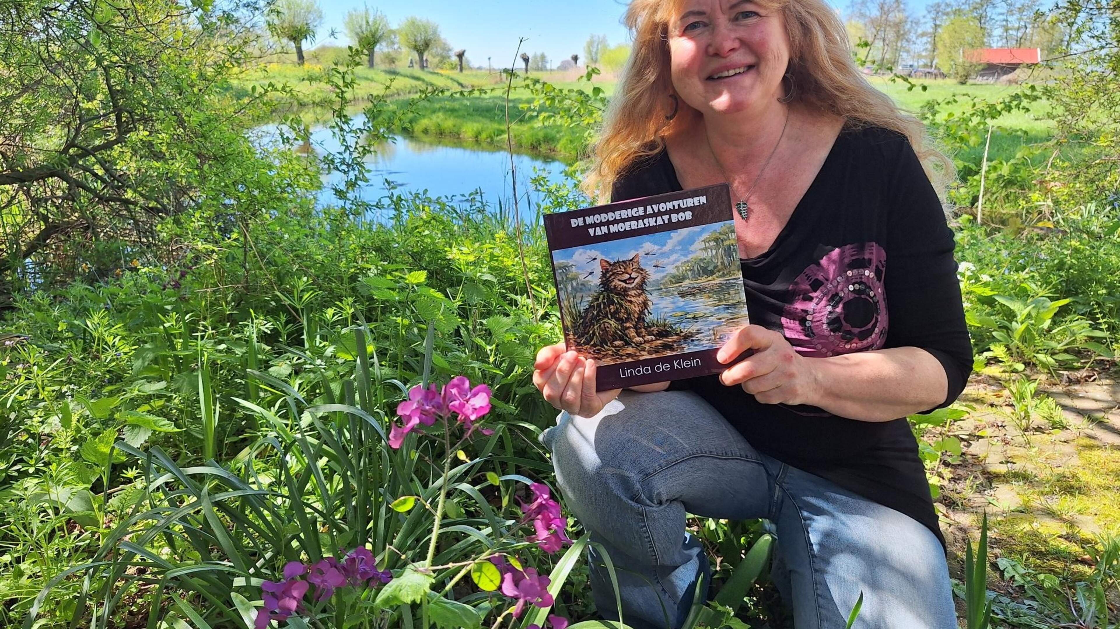 Linda (63) uit Stroobos schrijft eerste kinderboek: een ode aan modder, katten en eigen geluk