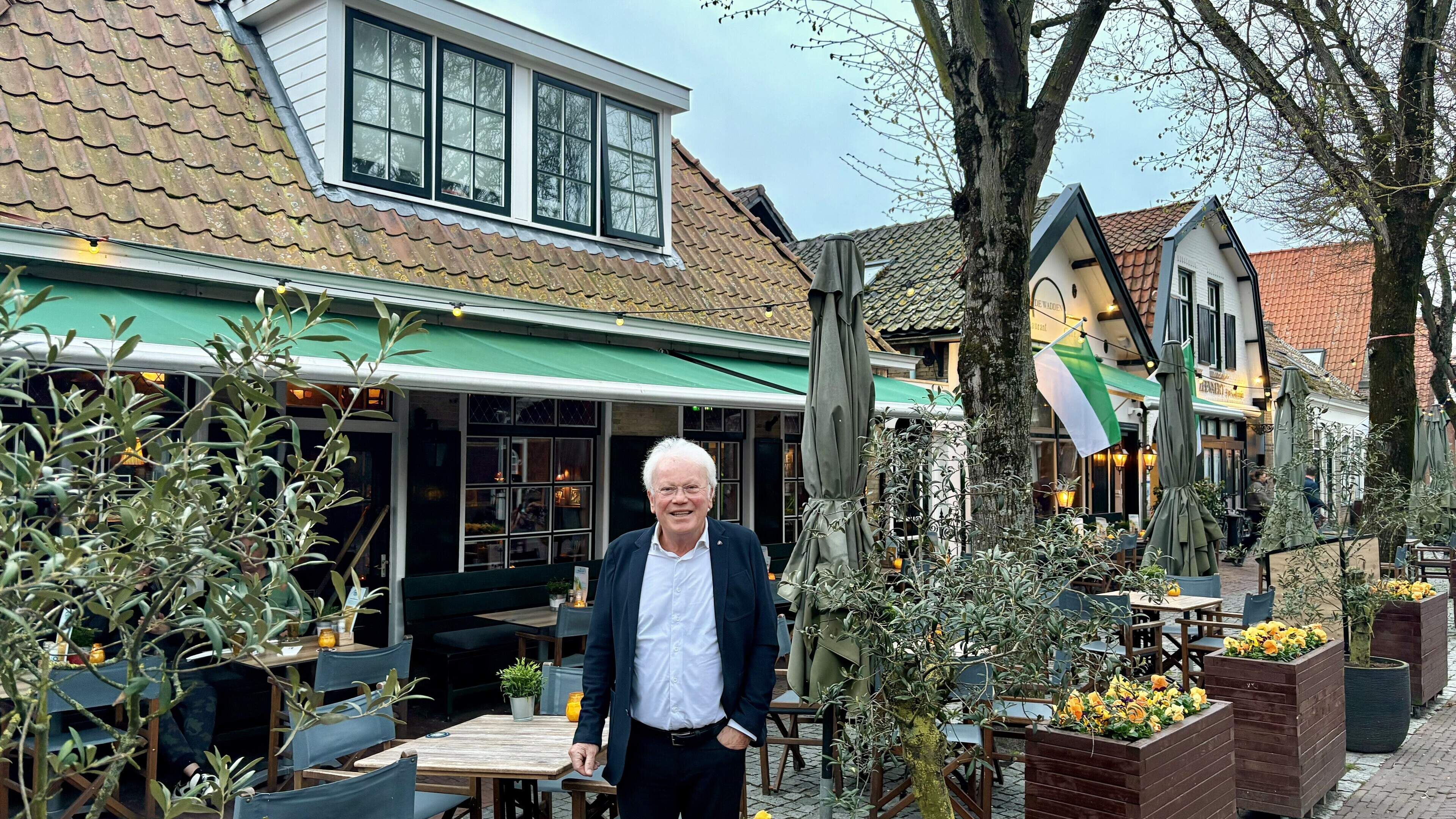 Harry Westers (75) hoopt herbouw Hotel de Wadden op Vlieland nog mee te maken. ‘Met deze investering