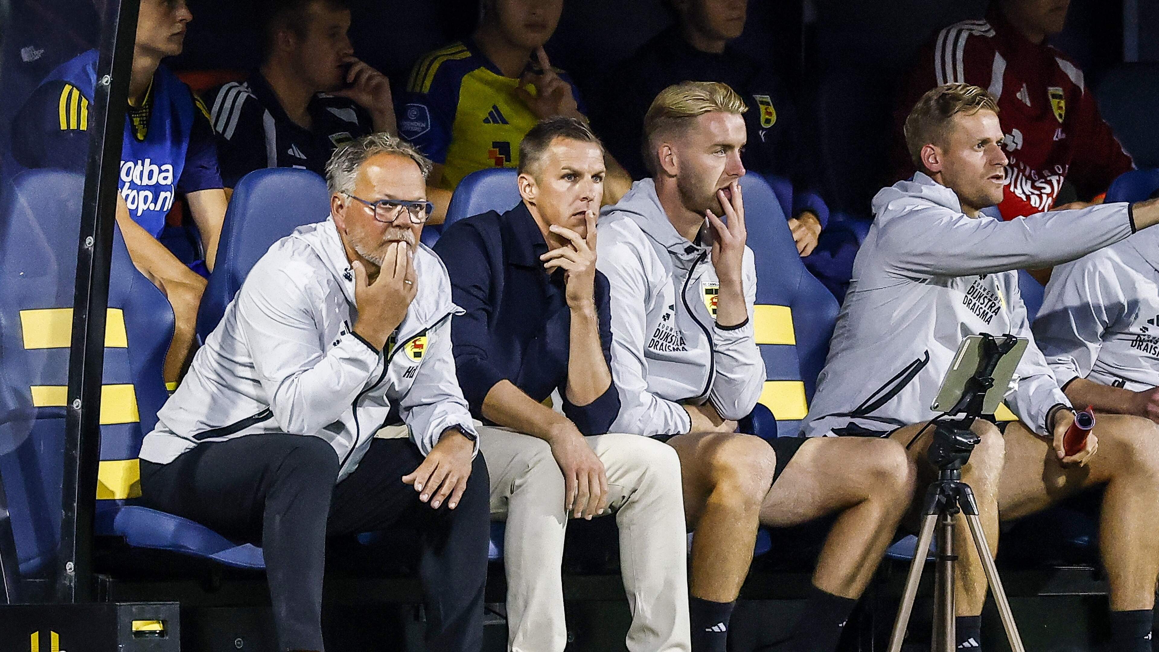 Wijzigingen op komst bij SC Cambuur, dat na dramatische seizoensstart weer vooruitkijkt: ’Ik weiger daarin mee te gaan’